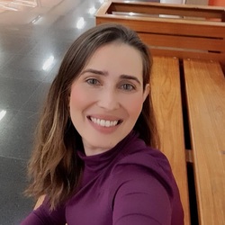 @luciana_souza